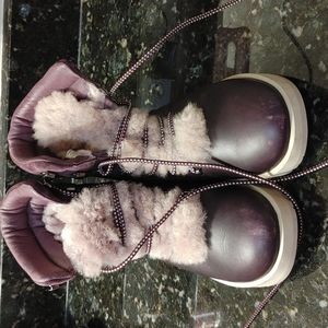 UGG Waterproof Winter Ice Tech Arctic Grip Burgundy Furry Boots 10
